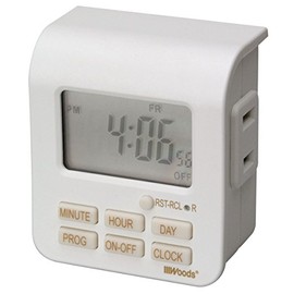 Woods 50008 Indoor 7-Day Digital Plug-in Timer; 1 Polarized Outlet; 1 Pack; White