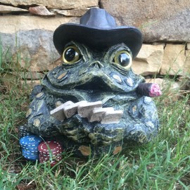 Homestyles Toad Hollow #95973 Figurine Poker Gambler with Playing Cards and Gambling Chips Character Garden Statue Toad Large Figure Natural Green