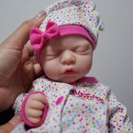 12" Reborn Baby Dolls, Full Silicone Baby Dolls, Realistic Soft Silicone Newborn Baby Doll, Real Full Body Silicone Reborn Baby Dolls with Feeding Accessories（Girl）