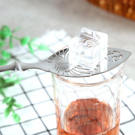 304 Stainless Steel Absinthe Spoon, Collector's Item with Varied Designs, Versatile Usage, Exquisite Design, Easy to Use for Traditional Absinthe Preparation, Ideal for (Leaf sampagne Spoon)