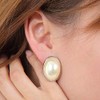 Jewelry Shop M e0101 Pearl, Oval Simple Earrings, Pearl