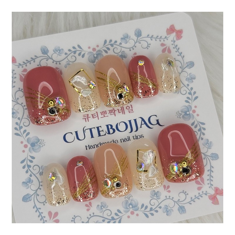 Gold Mother-of-pearl Handmade Nail Tips - Oval M / 골드자개
