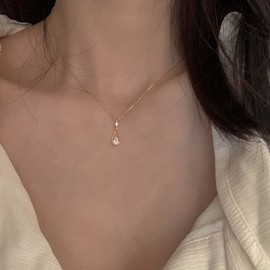 Inilbran Boho Crystal Water Drop Choker Necklace Gold Rhinestone Tears Necklace Choker Vintage CZ Tears Necklace Vintage CZ Water Drop Necklace Chain Jewellery for Women and Girls, Zinc, No Gemstone