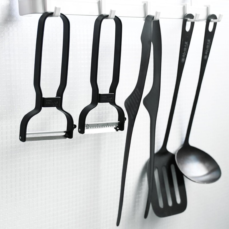 01 Slim Peeler, Made in Tsubamesanjo, Matte Black, Village Blacksmith