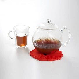 Charles Viancin - Poppy Red Food Safe Silicone Trivet - 6''/15cm - Withstands Temperatures up to 220°C / 428°F - BPA-Free, Plastic Free, Food-Grade Silicone - Microwave and Dishwasher Safe