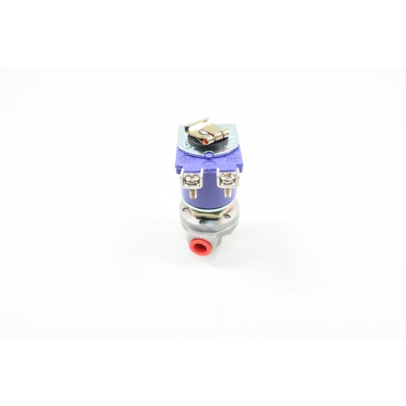 GOYEN RCA-3D2 Solenoid Valve 120V-AC 1/8IN NPT D623816