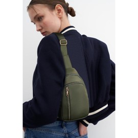 CHOLISS Large Sling Bag for Women and Men - Crossbody Bags Trendy with Extended Strap, Travel Fanny Packs Chest Bag