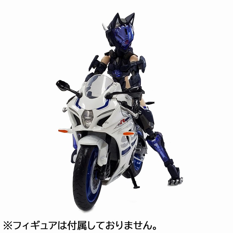 Doyusha GSX-R1000 Suzuki Diecast Motorcycle 1/12 White Finished Product