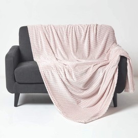 HOMESCAPES Pastel Pink Velvet Throw 130 x 160 cm Soft ‘Mora’ Faux Fur Throw Blanket Jacquard Chambray Weave Bed Sofa Throw for Single Beds and Armchairs