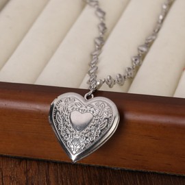 GAXAYA Heart Locket Pendant necklace for Women Photo Silver Lockets Necklaces that Holds Pictures Jewelry (Style1)