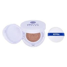 Nivea 3-in-1 Anti-Age Care Cushion for Natural Tinting and Moisture