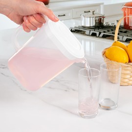 Hardys 1.5L Plastic Fridge Door Jug - Clear Plastic Jug with Reversible Lid, Strong Handle and Easy Pouring Lip - Slimline Fruit Juices, Milk, Water Container & Dispenser