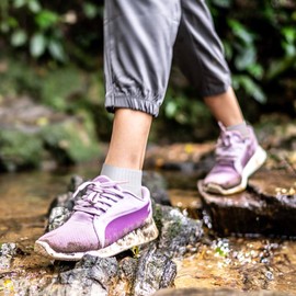 YUEDGE Women's White Athletic Quarter Ankle Socks for Women Size 6-9, Wicking Breathable Cotton Cushioned Gym Running Socks, 5 Pairs