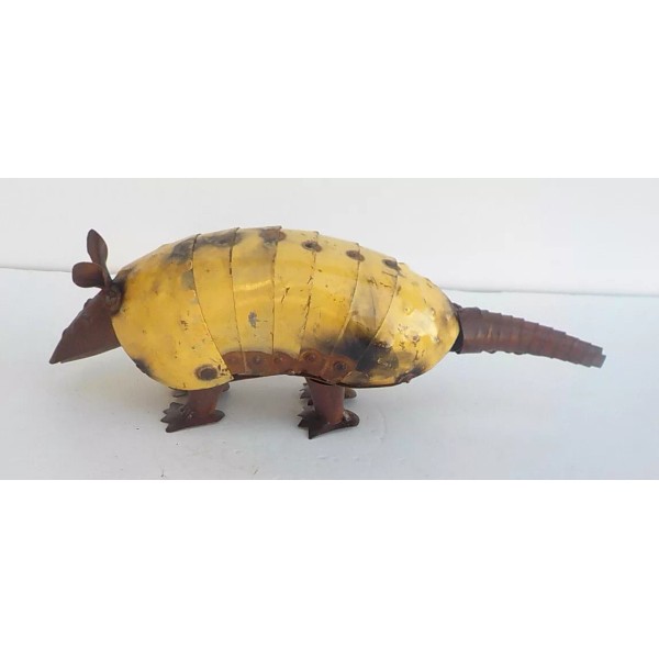 Unbranded METAL ART ARMADILLO SCULPTURE 10 1/2" YARD ART GLOSS