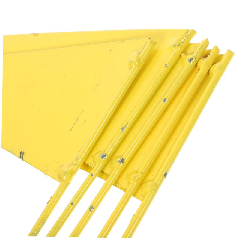 CORHAD 5 Pack Lawn Sprinkler Flags Iron Yard Markers Garden