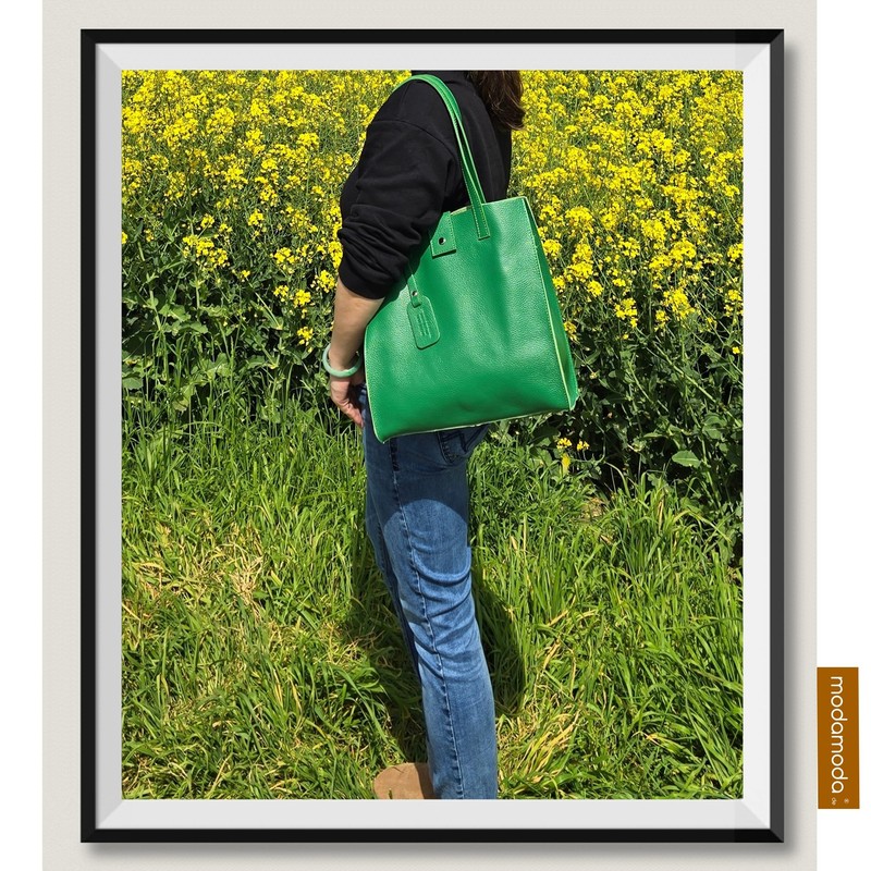 modamoda de - T247 Italian Leather Shopper with Removable Inner