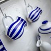 City to Cottage® - Keramik Milchkännchen | Blau-Weiß gestreift |