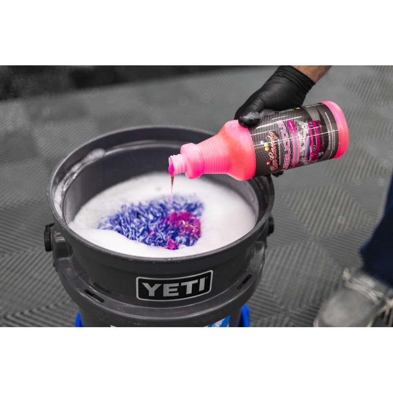 CarCandy - Bubblicious - Hyper Concentrated Vehicle Wash (32 oz)