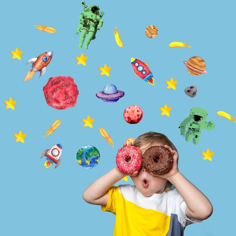 31Pcs DIY Space Spaceship Themed Glowing Home Wall Sticker Luminous