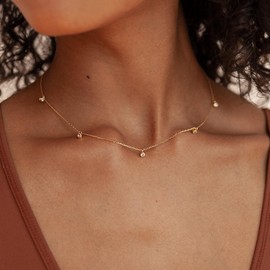 TseenYi Boho Crystal Choker Necklace Gold Rhinestone Station Chain Necklace Small Round Crystal Chain Fringe Necklace CZ Chain Short Necklace Jewellery for Women and Girls, Zinc, No Gemstone