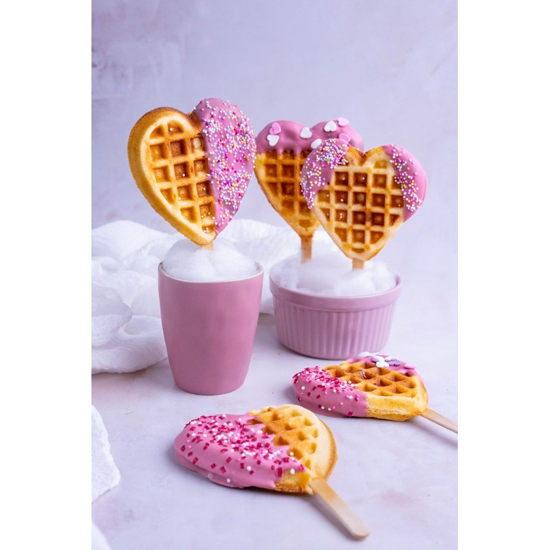RUF Herzallerliebst Sugar Hearts, Edible Scatter Decoration in Heart Shape,
