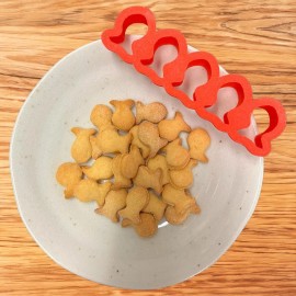Mighty Gadget Mini Goldfish Cookie Cutter 1 Inch - Hand Made in the USA by Mighty Gadget
