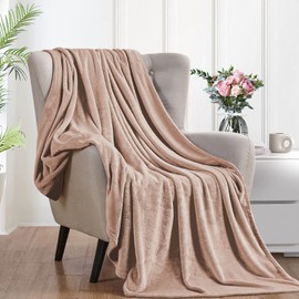 Cuddly, Fluffy Blanket, 130 x 160 cm - Small Fleece Sofa & Couch Blankets, Super Soft, as Sofa Throw, Beige