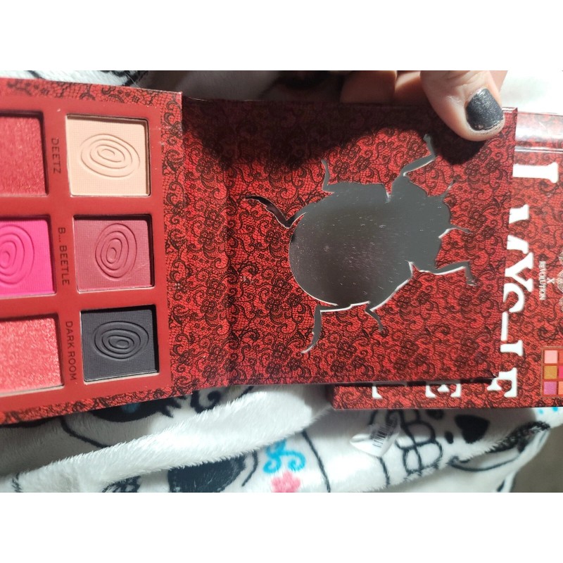 Beetlejuice I Myself Am Strange & Unusual Shadow Palette Makeup