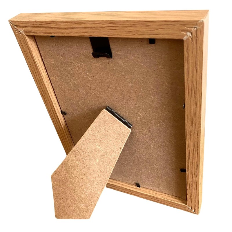 Aryllis 6x4 Photo Frame, Oak, U.K. Manufactured, Free Standing and