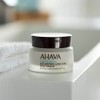 AHAVA Time to smooth | Hidratante de tono uniforme con