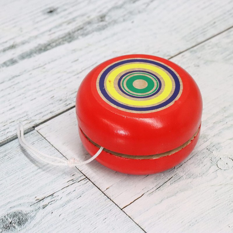 Castle Enterprise Old Fashioned Wooden Toy Yoyo Red