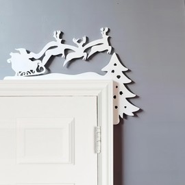 2025 Wooden Christmas Door Toppers, Over Door Corner Frame Topper Decoration Indoor Ornament Decorative Wall Woodland Wood Vintage Window Garage White Creative Wooden Hanging Decor (Flying Reindeer)