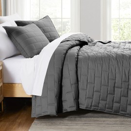 Southshore Fine Living, Inc. Oversized Quilt Bedding Set, Twin XL Quilts with Matching Quilted Pillow Sham, Brick Pattern Stitching, Soft Quilted Coverlet, Lightweight Twin Bedspread Set, Slate