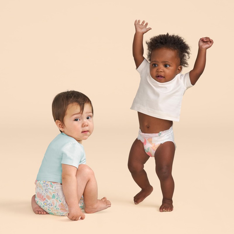 The Honest Company Clean Conscious Diapers for Sensitive Skin Up