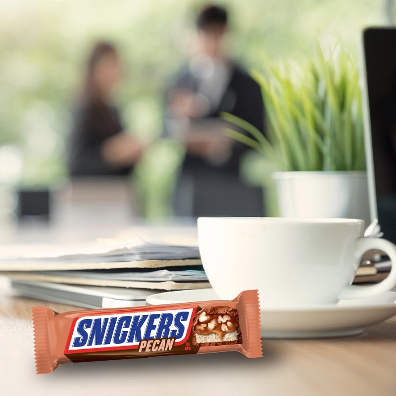 SNICKERS Pecan Milk Chocolate Candy Bar Full Size Singles, 1.41