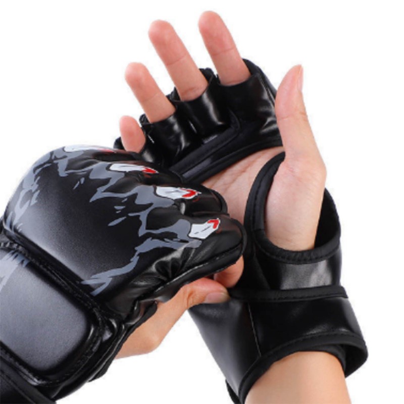 Fighting Gloves Black Tiger Paw Design Thickened Leather Latex Liner