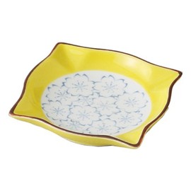 Hasami ware Yellow Sakura Corners 小皿 68565 