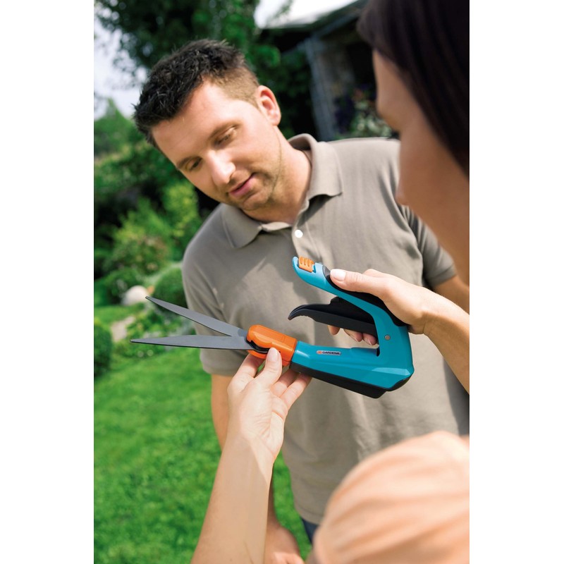 Gardena 8735 Comfort 27-Inch Swiveling Grass Shears With Ergonomic Handle