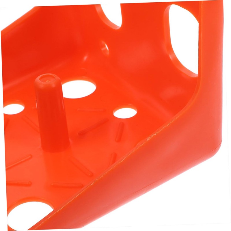 BESPORTBLE Plastic Salt Block Holder for Livestock Cattle Sheep Salt