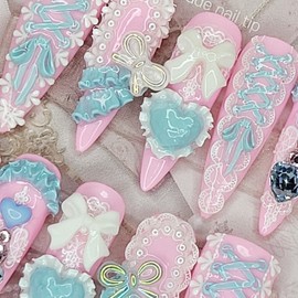 Mass-produced landmine strawberry cream handmade nail tip - Almond M / 양산형 지뢰계 딸기크림 수제네일팁 - 아몬드M
