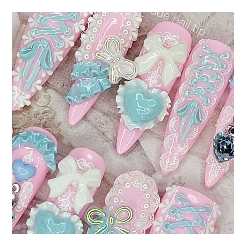 Mass-produced landmine strawberry cream handmade nail tip - Almond M