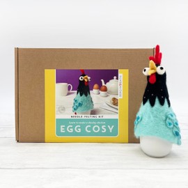 Bergin & Bath Needle Felting Kit - Chicken Egg Cosy - Learn to Felt This Quirky Hen for Your Breakfast Table. A Fun Craft kit for Adults and Teens.