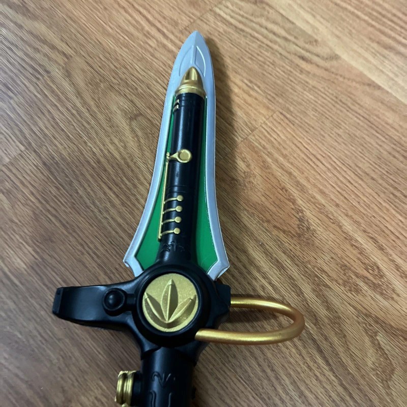 Warhammer 1994 Legacy Dragon Dagger Power Rangers 1:1 Scale Foam