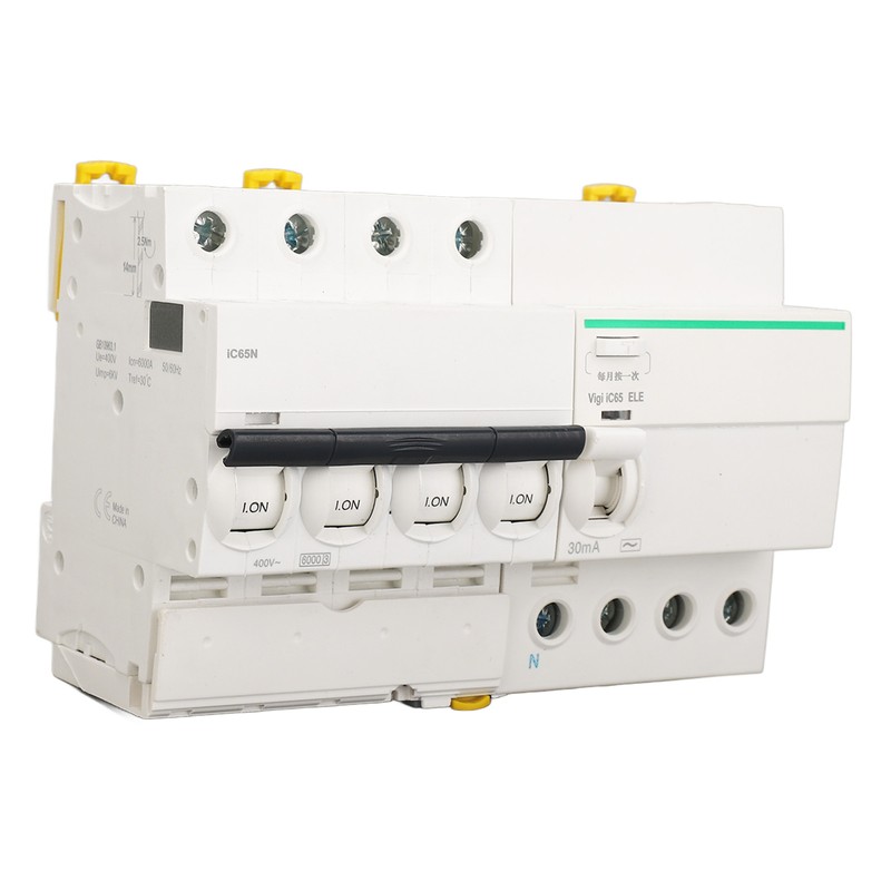 Miniature Circuit Breaker PA66 Flame Retardant Shell 4P and N