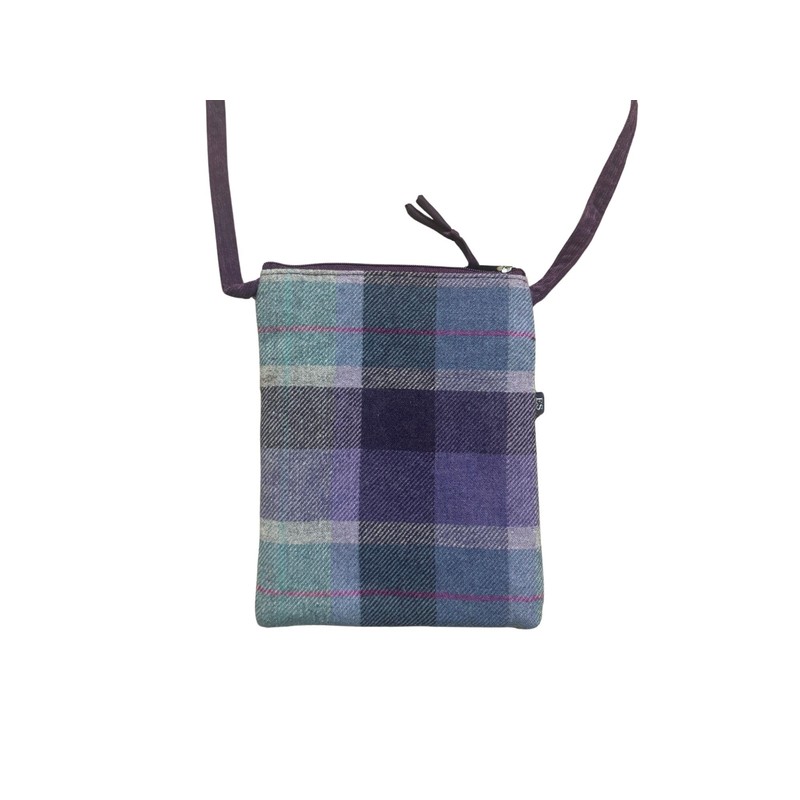 Earth Squared Deer Small Sling Crossbody Bag (Deer)