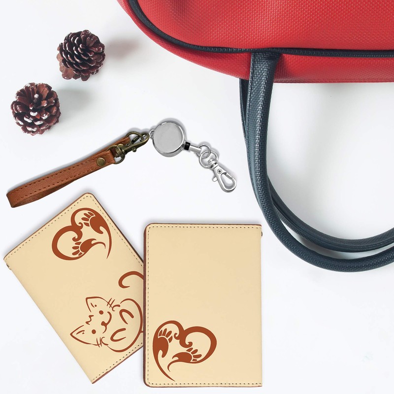 Pretimo Pass Case with Reel Animal Pattern Bifold Ladies Illustration