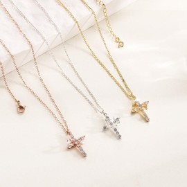 Rhinestone Crown & Cross Pendant Necklace for Women & Men, Fashion Jewelry for Party, Daily Clothing, Trendy Jewelry for Christmas Fall Outfits - Color: Rose Gold