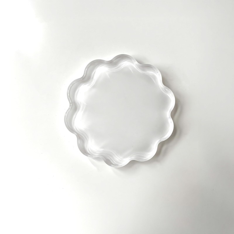 GRAHAM DESIGN Scalloped Acrylic Coasters with Circular Holder - 4