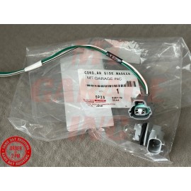Toyota 2007-2010 Toyota Camry OEM Genuine Side Marker Light Connector w/ Socket + Bulb