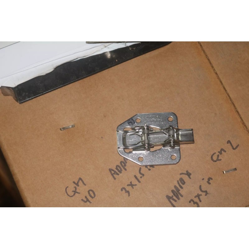 hartwell NOS Hartwell flush thumb trigger aviation latch H5100-040-091 USA